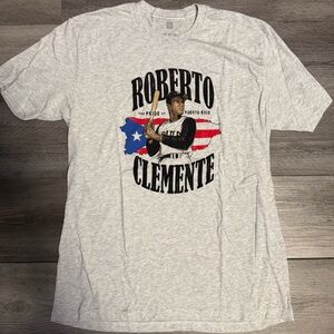 NWOT Steel City Roberto Clemente T-Shirt